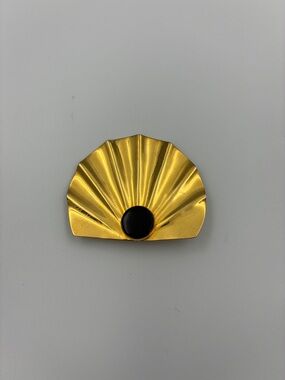 Vintage Tulla Booth 80s Art Deco Gold Tone Brooch